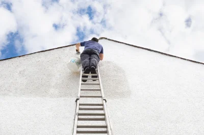 Peinture extérieure à Saint-James — façades et ravalement